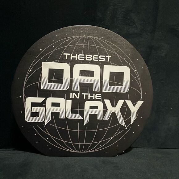 Semi circle shaped the best dad in the galaxy desk art Father’s Day office decor - Picture 3 of 10